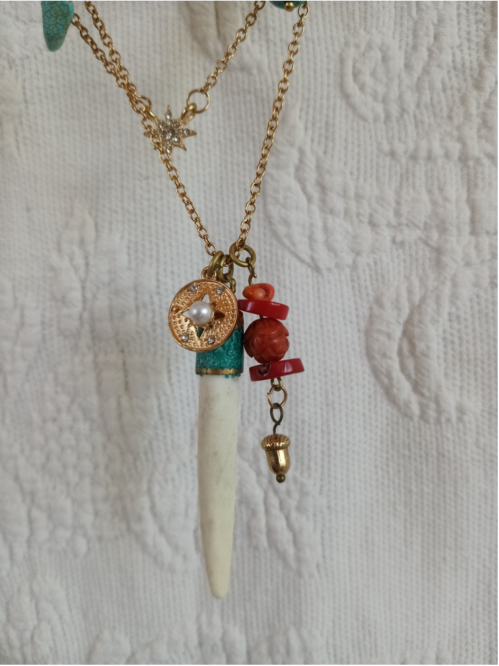 Inlaid Yak Bone Pendant on Layered Gold Plated chain Turquoise howlite red coral - Picture 6 of 11
